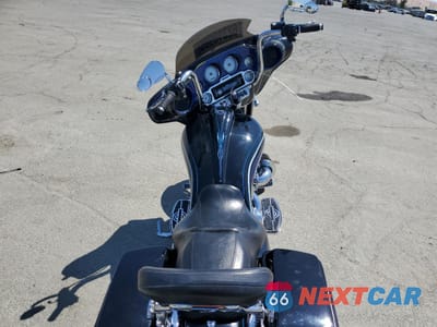 Zdjęcie 6 z 10 samochodu: 2009 HARLEY-DAVIDSON FLHX VIN:1HD1KB4309Y686617 - miniatura