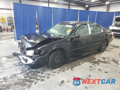 1997 TOYOTA CAMRY LE JT2BG22K3V0075595 - główne zdjęcie licytacji z USA - miniatura