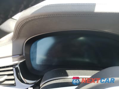 Zdjęcie 9 z 12 samochodu: 2020 BMW M550XI VIN:WBAJS7C02LBN96544 - miniatura