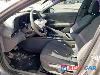 Zdjęcie 7 z 13 samochodu: 2021 HYUNDAI ELANTRA SE VIN:5NPLL4AG4MH016024 - miniatura
