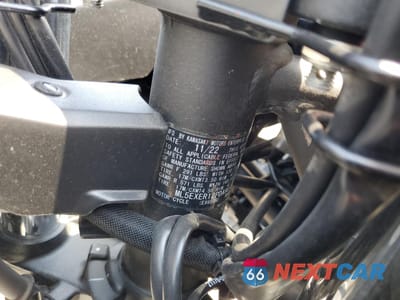 Zdjęcie 9 z 10 samochodu: 2023 KAWASAKI EX650 R VIN:ML5EXER12PDA90780 - miniatura