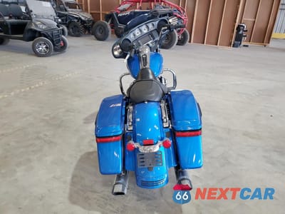 Czwarte zdjęcie samochodu z boku: 2018 HARLEY-DAVIDSON FLHX STREET GLIDE VIN:1HD1KBC19JB636662 - miniatura