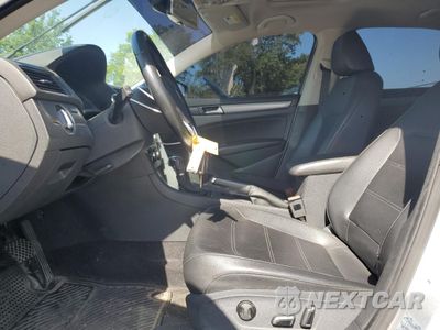 Zdjęcie 7 z 14 samochodu: 2014 VOLKSWAGEN PASSAT SE VIN:1VWBS7A34EC120455 - miniatura