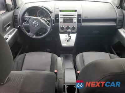 Zdjęcie 8 z 13 samochodu: 2006 MAZDA 5 VIN:JM1CR293960115975 - miniatura
