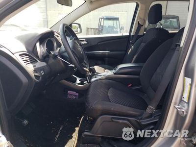 Zdjęcie 7 z 12 samochodu: 2017 DODGE JOURNEY SE VIN:3C4PDCABXHT504624 - miniatura