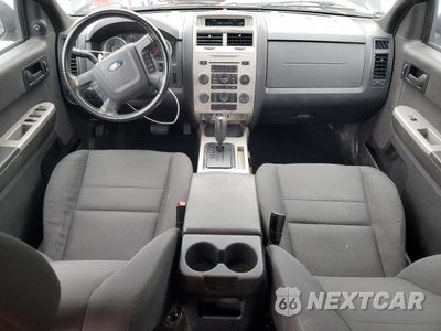 Zdjęcie 8 z 15 samochodu: 2012 FORD ESCAPE XLT VIN:1FMCU9DGXCKA07524 - miniatura