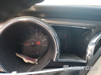 Zdjęcie 9 z 12 samochodu: 2007 FORD MUSTANG VIN:1ZVFT80NX75279897 - miniatura