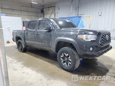Czwarte zdjęcie samochodu z boku: 2021 TOYOTA TACOMA DOUBLE CAB VIN:3TYCZ5AN3MT050280 - miniatura