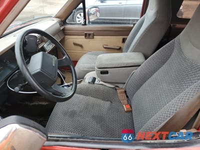 Zdjęcie 7 z 12 samochodu: 1986 TOYOTA 4RUNNER RN60 VIN:JT4RN62DXG0016244 - miniatura