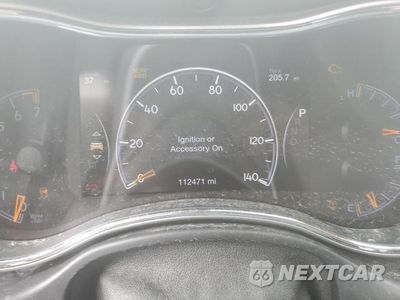 Zdjęcie 17 z 24 samochodu: 2018 JEEP GRAND CHEROKEE OVERLAND VIN:1C4RJFCG6JC240962 - miniatura