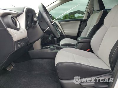 Zdjęcie 7 z 15 samochodu: 2016 TOYOTA RAV4 XLE VIN:2T3RFREV5GW436329 - miniatura