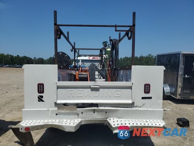 Zdjęcie 6 z 14 samochodu: 2024 CHEVROLET SILVERADO C3500 VIN:1GB3WRE78RF396893 - miniatura