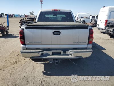 Zdjęcie 6 z 12 samochodu: 2005 CHEVROLET SILVERADO K1500 VIN:2GCEK13T951228554 - miniatura