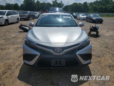 Piąte zdjęcie samochodu w środku: 2021 TOYOTA CAMRY SE VIN:4T1G11AK2MU543300 - miniatura