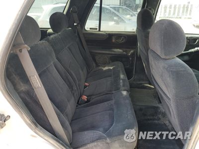 Zdjęcie 11 z 13 samochodu: 2001 CHEVROLET BLAZER VIN:1GNDT13W31K260372 - miniatura