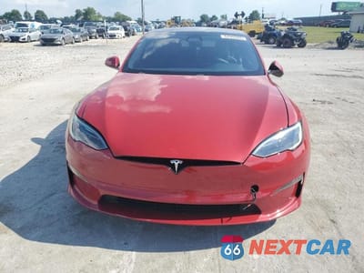 Piąte zdjęcie samochodu w środku: 2022 TESLA MODEL S VIN:5YJSA1E5XNF480203 - miniatura