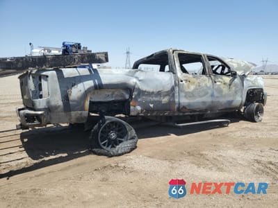 Trzecie zdjęcie samochodu z tyłu: 2015 CHEVROLET SILVERADO K3500 LTZ VIN:1GC4K0C84FF190095 - miniatura