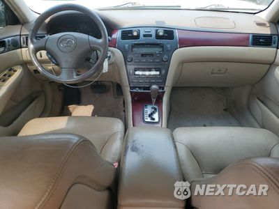 Zdjęcie 8 z 12 samochodu: 2004 LEXUS ES 330 VIN:JTHBA30G645048422 - miniatura