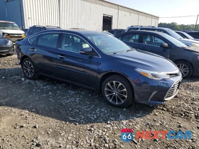 Czwarte zdjęcie samochodu z boku: 2018 TOYOTA AVALON XLE VIN:4T1BK1EB5JU278840 - miniatura