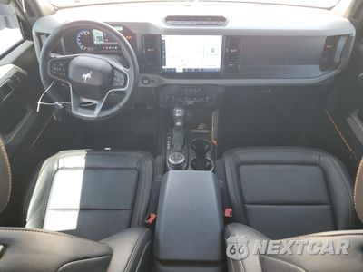Zdjęcie 8 z 16 samochodu: 2023 FORD BRONCO BASE VIN:1FMEE5DP2PLB39031 - miniatura