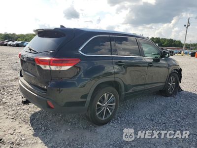 Trzecie zdjęcie samochodu z tyłu: 2017 TOYOTA HIGHLANDER SE VIN:5TDKZRFH4HS510134 - miniatura