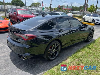 Czwarte zdjęcie samochodu z boku: 2023 ACURA TLX TYPE S VIN:19UUB7F91PA004042 - miniatura