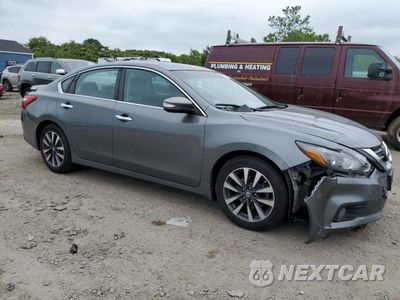 Czwarte zdjęcie samochodu z boku: 2017 NISSAN ALTIMA 2.5 VIN:1N4AL3AP9HC116919 - miniatura