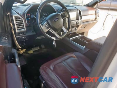 Zdjęcie 8 z 13 samochodu: 2017 FORD F250 SUPER DUTY VIN:1FT7W2BT8HED07169 - miniatura