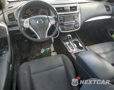 Zdjęcie 8 z 13 samochodu: 2018 NISSAN ALTIMA 2.5 VIN:1N4AL3AP1JC113244 - miniatura