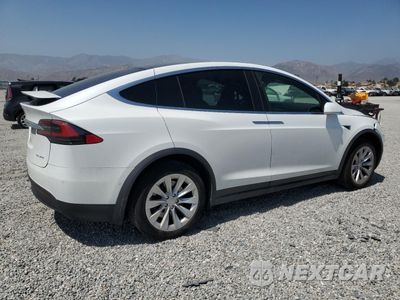 Trzecie zdjęcie samochodu z tyłu: 2021 TESLA MODEL X VIN:5YJXCAE29MF324304 - miniatura