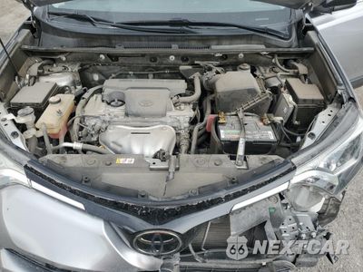Zdjęcie 12 z 16 samochodu: 2018 TOYOTA RAV4 LE VIN:JTMZFREV1JJ191857 - miniatura
