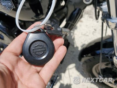 Zdjęcie 8 z 9 samochodu: 2010 HARLEY-DAVIDSON FXDF VIN:1HD1GY415AC325534 - miniatura