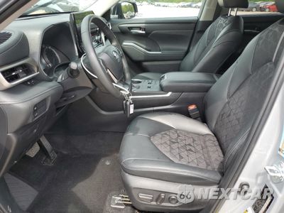Zdjęcie 7 z 15 samochodu: 2024 TOYOTA HIGHLANDER HYBRID XLE VIN:5TDKBRCH2RS603793 - miniatura