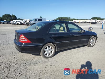 Trzecie zdjęcie samochodu z tyłu: 2004 MERCEDES-BENZ C 240 VIN:WDBRF61J14E017123 - miniatura