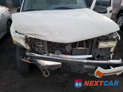 Zdjęcie 12 z 13 samochodu: 1996 GMC SUBURBAN K2500 VIN:1GKGK26J0TJ714332 - miniatura