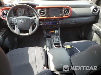 Zdjęcie 8 z 15 samochodu: 2017 TOYOTA TACOMA DOUBLE CAB VIN:3TMCZ5AN6HM102339 - miniatura