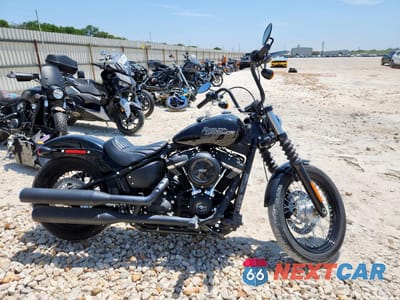 2018 HARLEY-DAVIDSON FXBB STREET BOB 1HD1YJJ19JC082562 - główne zdjęcie licytacji z USA - miniatura