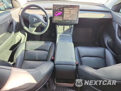 Zdjęcie 8 z 12 samochodu: 2021 TESLA MODEL Y VIN:5YJYGAEE5MF194475 - miniatura