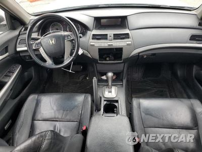 Zdjęcie 8 z 12 samochodu: 2010 HONDA ACCORD EXL VIN:1HGCP2F80AA026015 - miniatura
