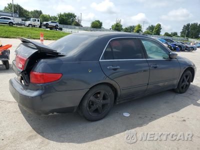 Trzecie zdjęcie samochodu z tyłu: 2005 HONDA ACCORD EX VIN:1HGCM56725A009515 - miniatura