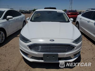 Piąte zdjęcie samochodu w środku: 2018 FORD FUSION SE HYBRID VIN:3FA6P0LU8JR171610 - miniatura
