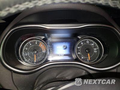 Zdjęcie 9 z 13 samochodu: 2019 JEEP CHEROKEE LIMITED VIN:1C4PJLDN5KD135814 - miniatura