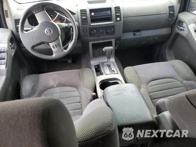 Zdjęcie 8 z 14 samochodu: 2006 NISSAN PATHFINDER LE VIN:5N1AR18UX6C632949 - miniatura