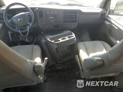 Zdjęcie 8 z 15 samochodu: 2009 GMC SAVANA G2500 VIN:1GTGG25C391148370 - miniatura