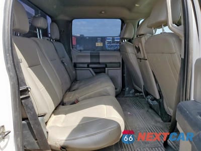 Zdjęcie 6 z 10 samochodu: 2022 FORD F350 SUPER DUTY UTILITY / SERVICE TRUCK VIN:1FD8W3HT8NEC61593 - miniatura