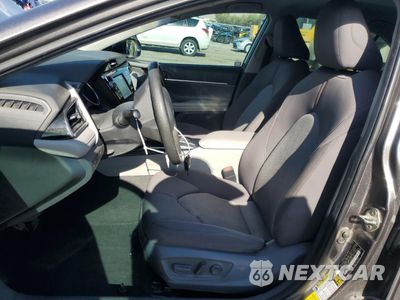 Zdjęcie 7 z 14 samochodu: 2019 TOYOTA CAMRY L VIN:4T1B11HK9KU841131 - miniatura