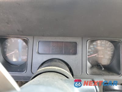 Zdjęcie 9 z 12 samochodu: 1992 JEEP WRANGLER / YJ RENEGADE VIN:2J4FY69S4NJ550950 - miniatura