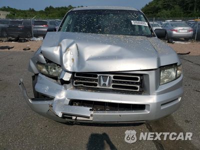 Piąte zdjęcie samochodu w środku: 2006 HONDA RIDGELINE RT VIN:2HJYK16256H555389 - miniatura