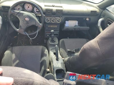 Zdjęcie 8 z 12 samochodu: 2001 TOYOTA MR2 SPYDER VIN:JTDFR320610025310 - miniatura