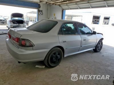 Trzecie zdjęcie samochodu z tyłu: 2002 HONDA ACCORD EX VIN:1HGCG16502A073241 - miniatura